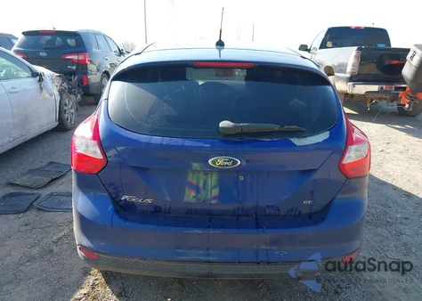 2012 Ford Focus Se z USA, uszkodzony, nr VIN 1FAHP3K28CL297610